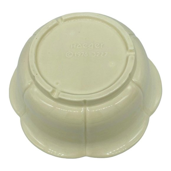 VTG 1976 Haeger USA Flower 9" Ceramic Console Bowl‎ Creamy White Gold Trim MCM - Picture 6 of 10